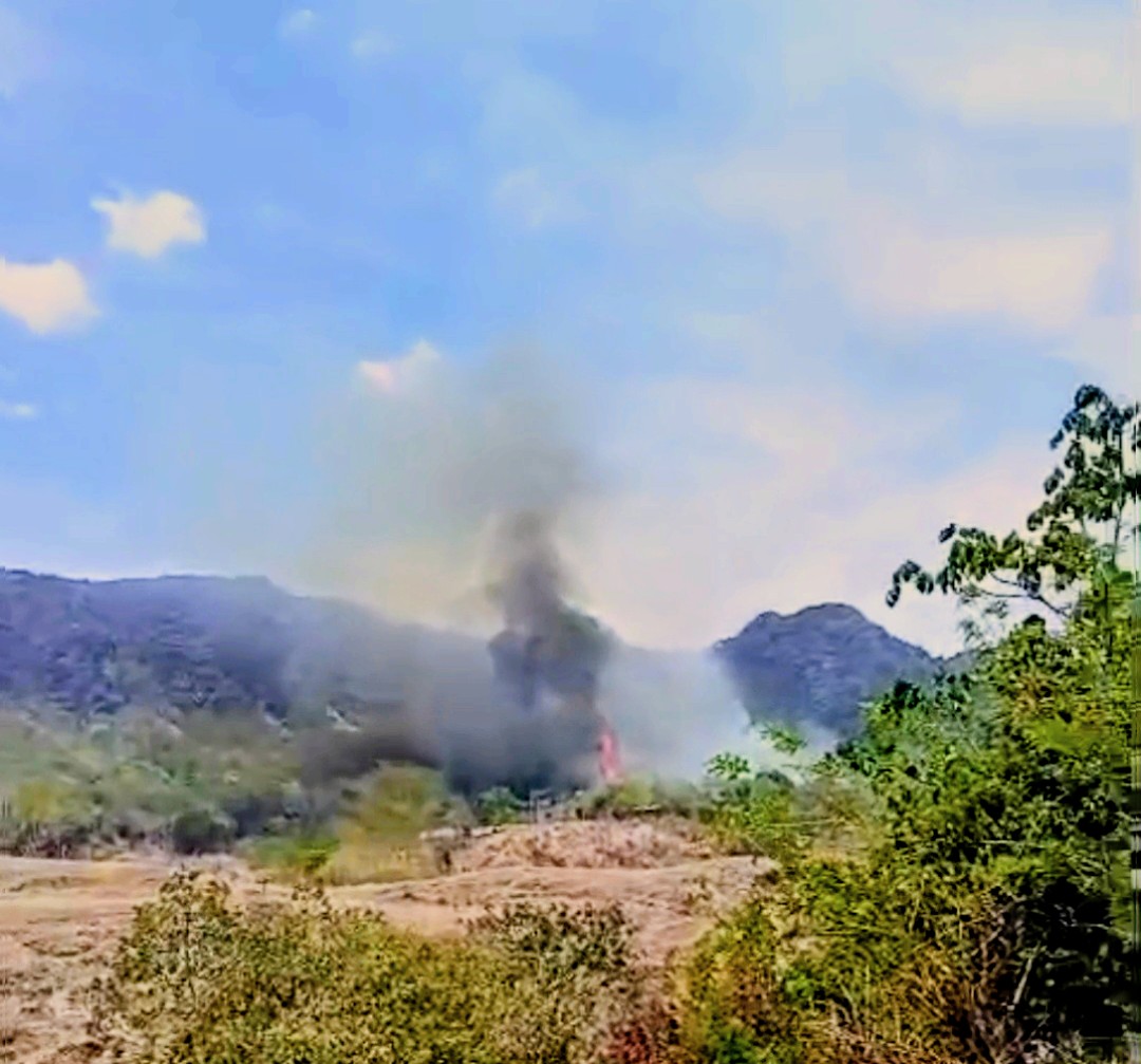 URGENTE - Incendio forestal continúa avanzando en San Luis: reportan vivienda afectada en la vereda Paraguay